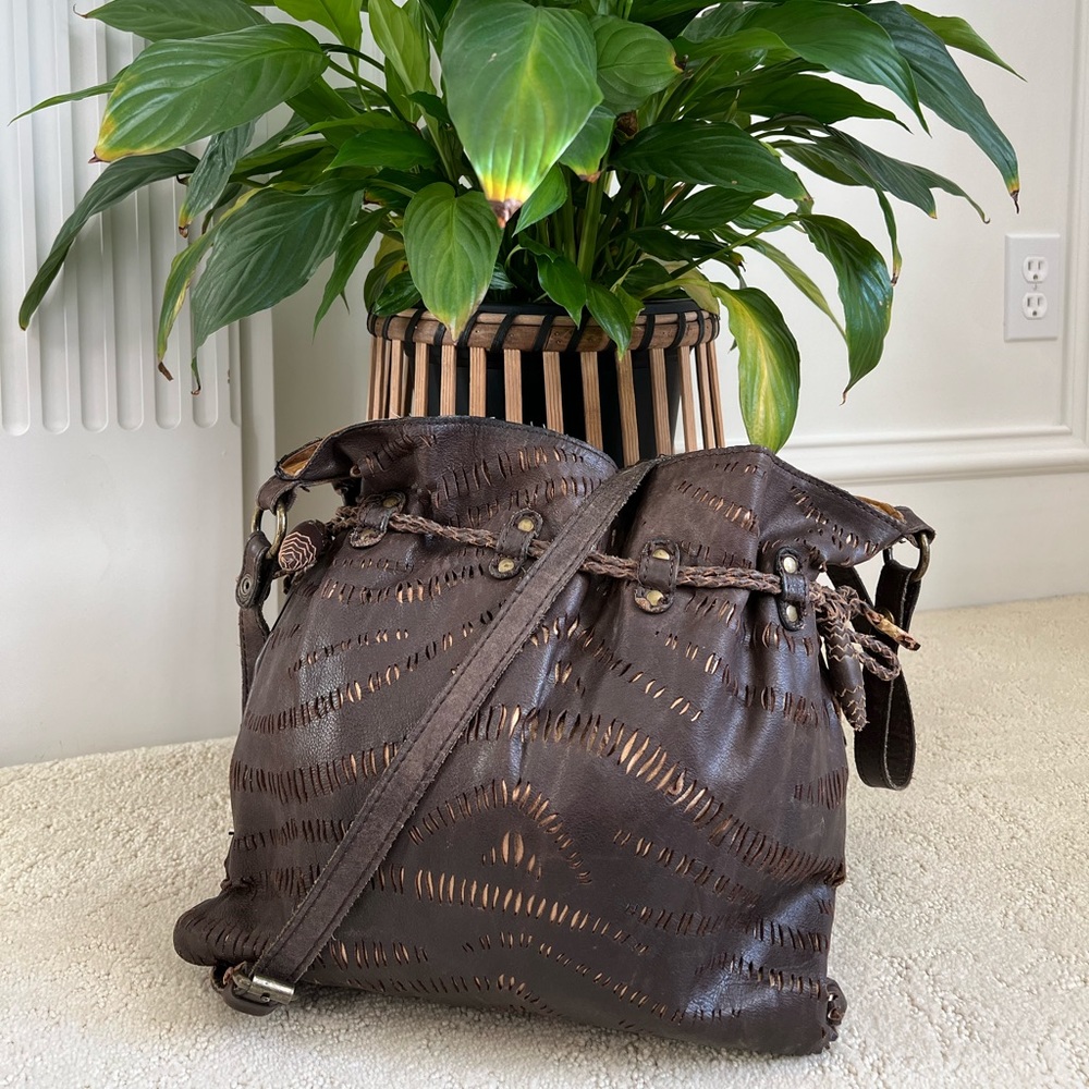 USED Patricia Nash Brown Cut Out Tooled Dark Brown Cross Body